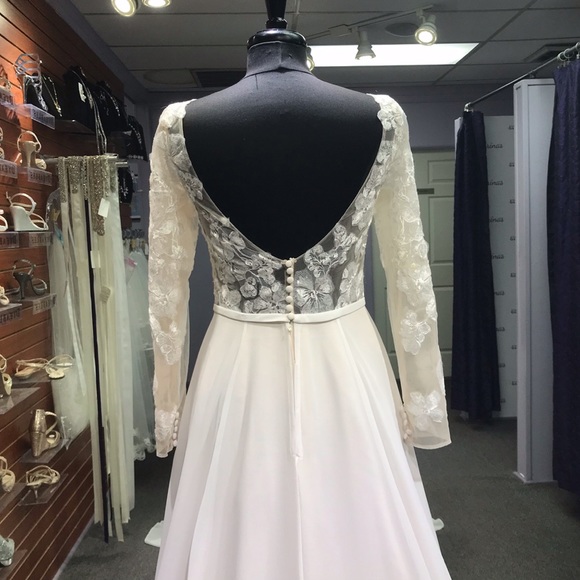 Lia Mia - Style OC2027 - Size 10 - Ivory/Sand - Picture 4 of 4